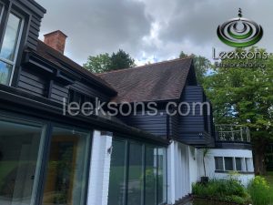 low pressure roof cleaning