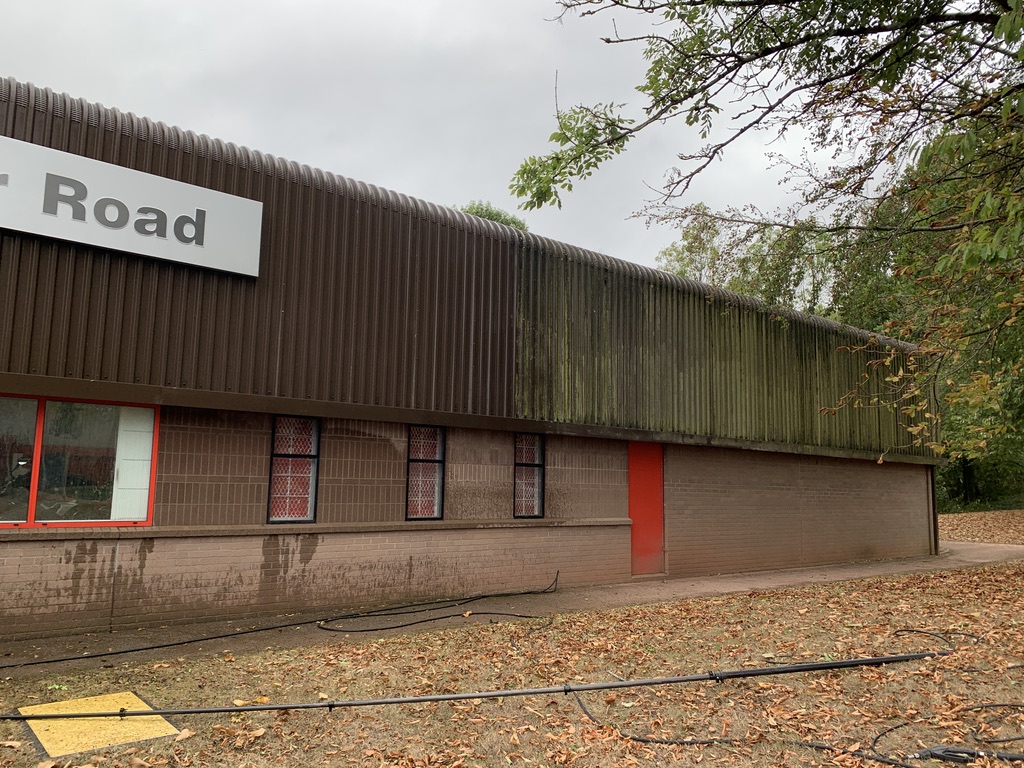 Cladding cleaning in Cwmbran