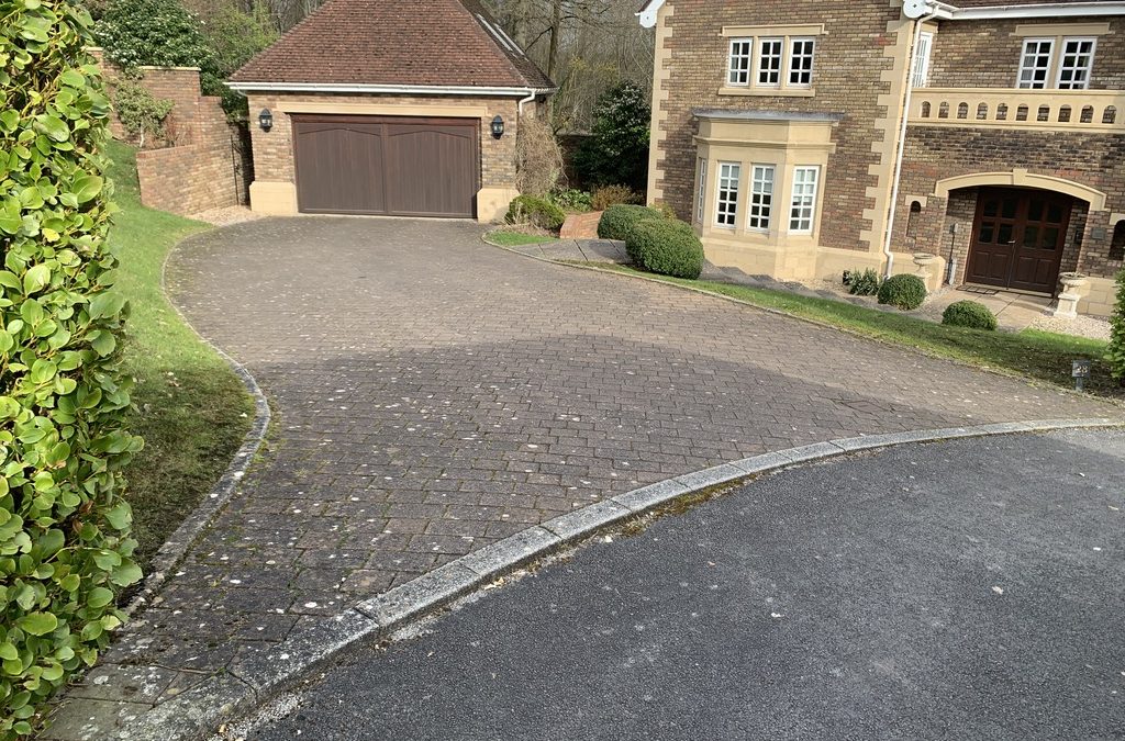 Pressure Washing / Softwashing – Driveway cleaning in Chepstow